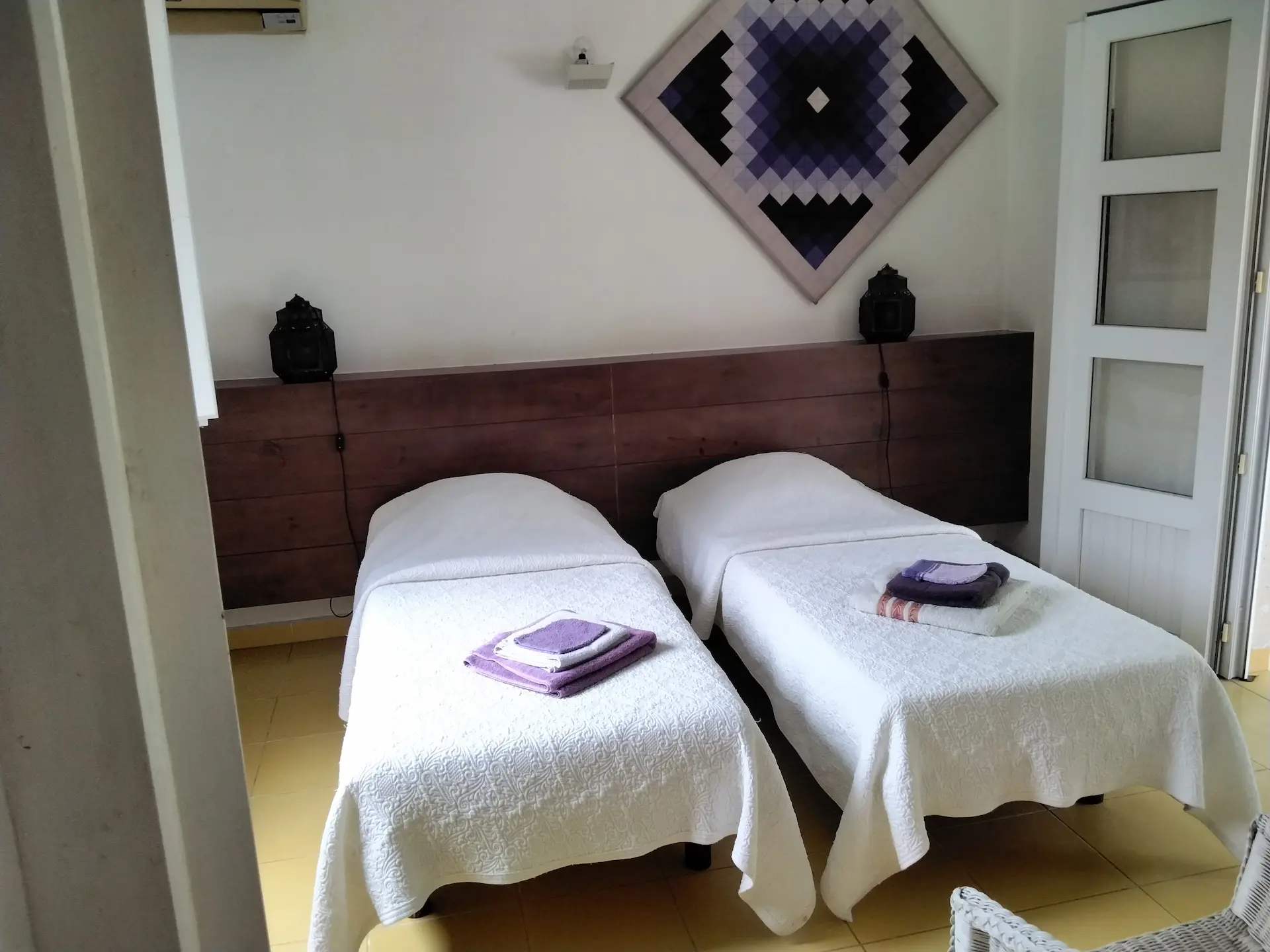 Habitation de l'anse mancenillier, chambre avec deux lits simples